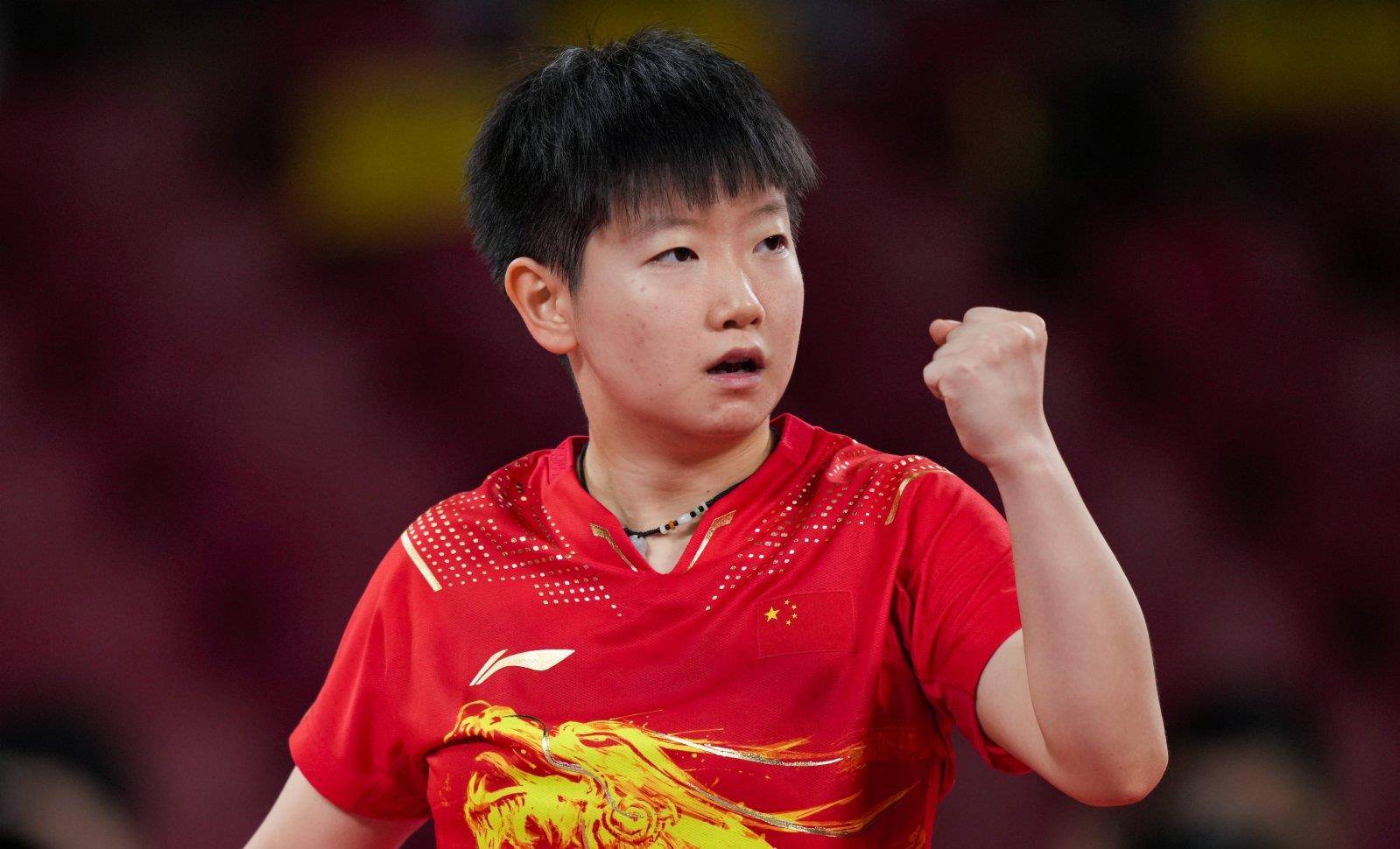 以及在中场 以及在中场